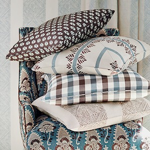 Saybrook stripe room1 product detail