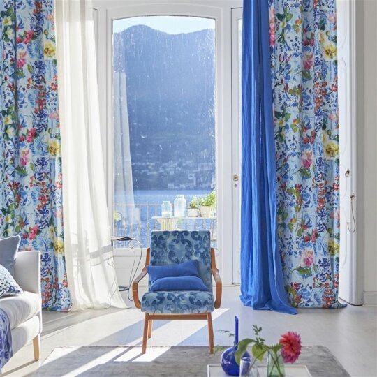 Majolica   designers guild large square
