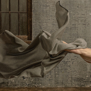 De le cuona the studio product listing