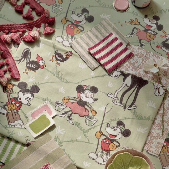 Disney home x sanderson collection large square