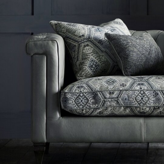 Legacy kelim collection large square