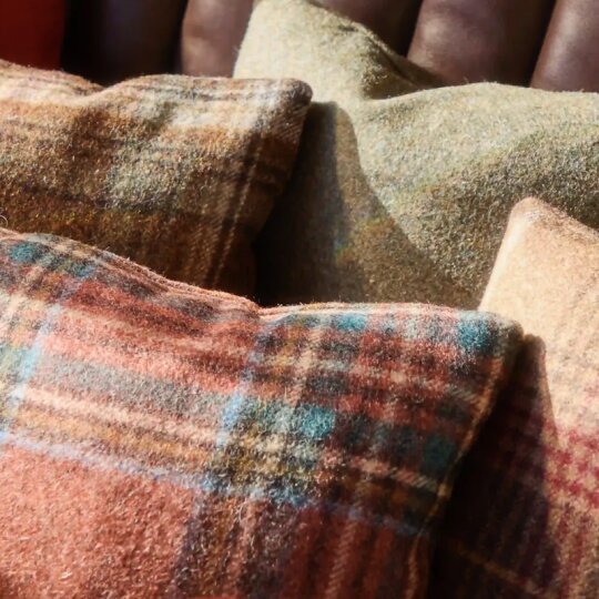 Moon plaids tartans collection large square
