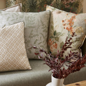 Wild garden linen fabric product listing
