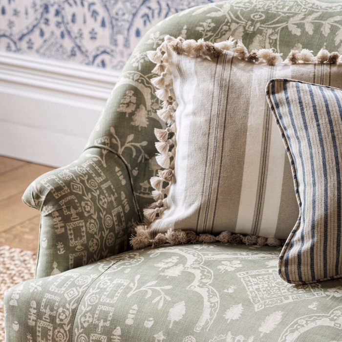 Topiary view fabric product detail