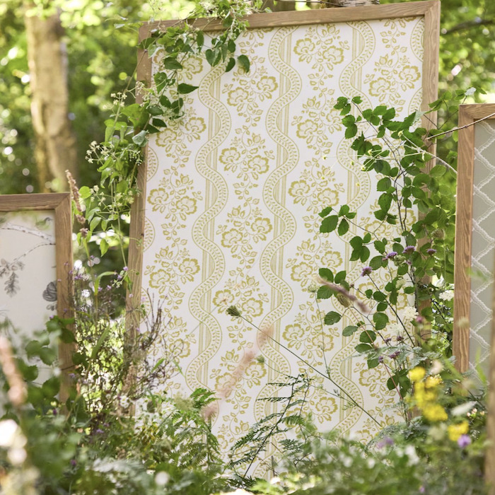 Aubrey wallpaper product detail