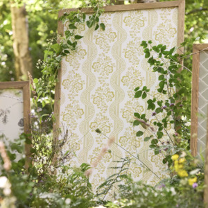 Aubrey wallpaper product listing