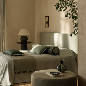 Ian mankin earthlight collection product listing