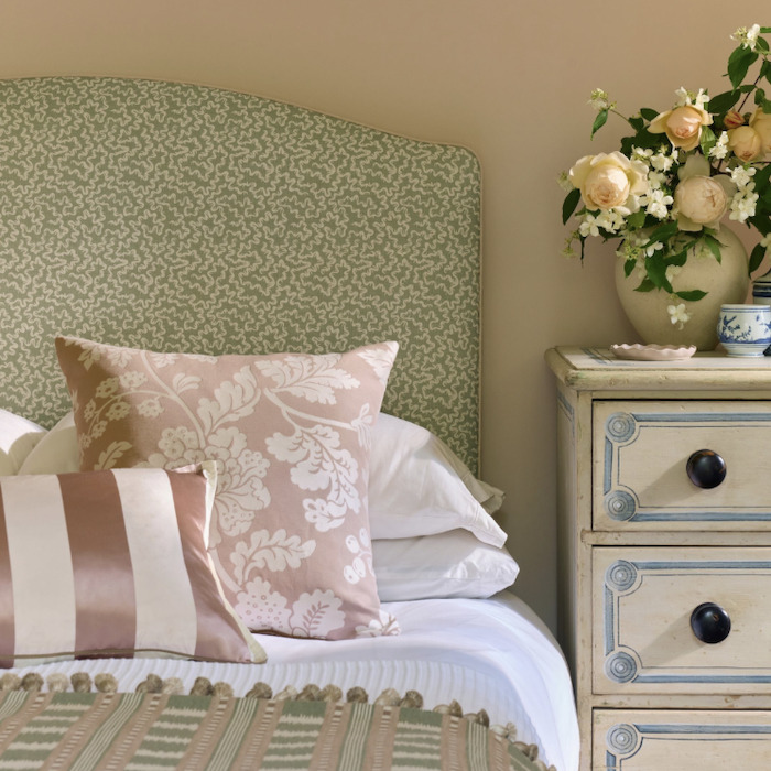 Rococo stripe fabric product detail