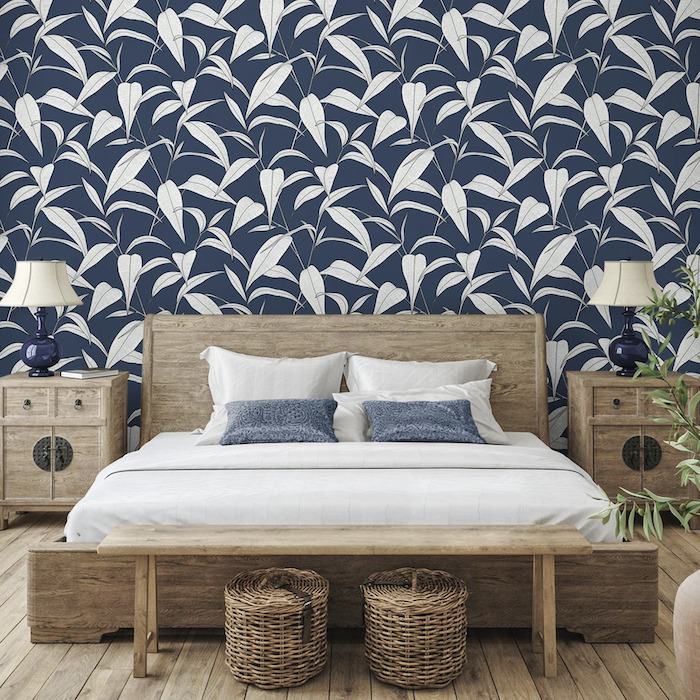 Pinstripe leaf trail wallpaper product detail