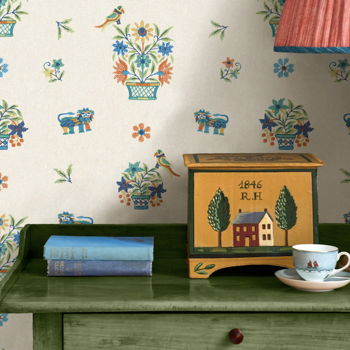 Roar wallpaper product detail