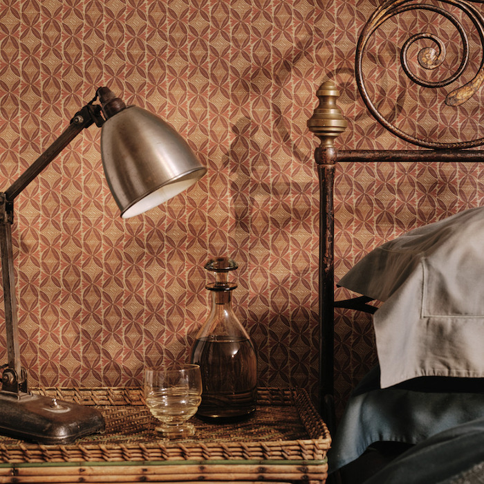 Dancing vine wallpaper product detail