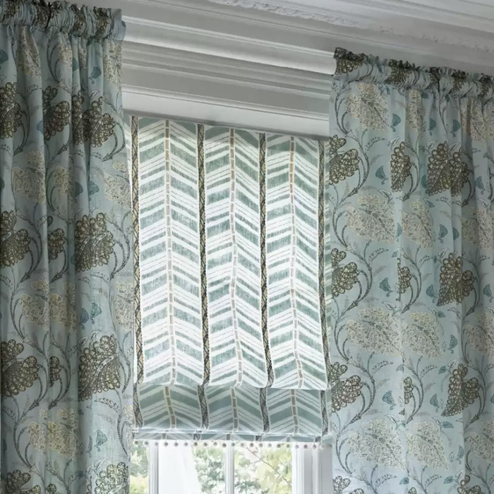 Woodbridge stripe fabric product detail