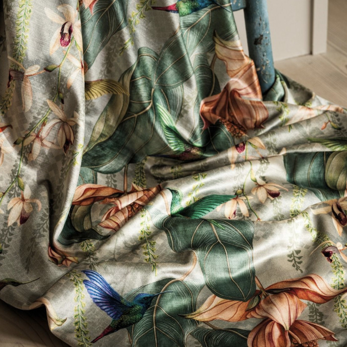Trailing velvet fabric product detail
