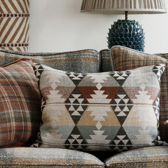 Caledonia fabric product detail