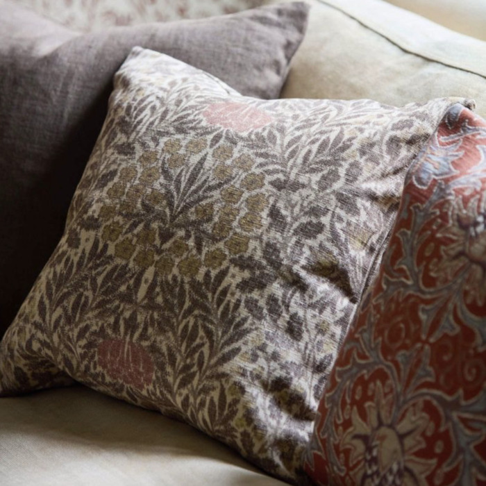 Daisy oak fabric product detail